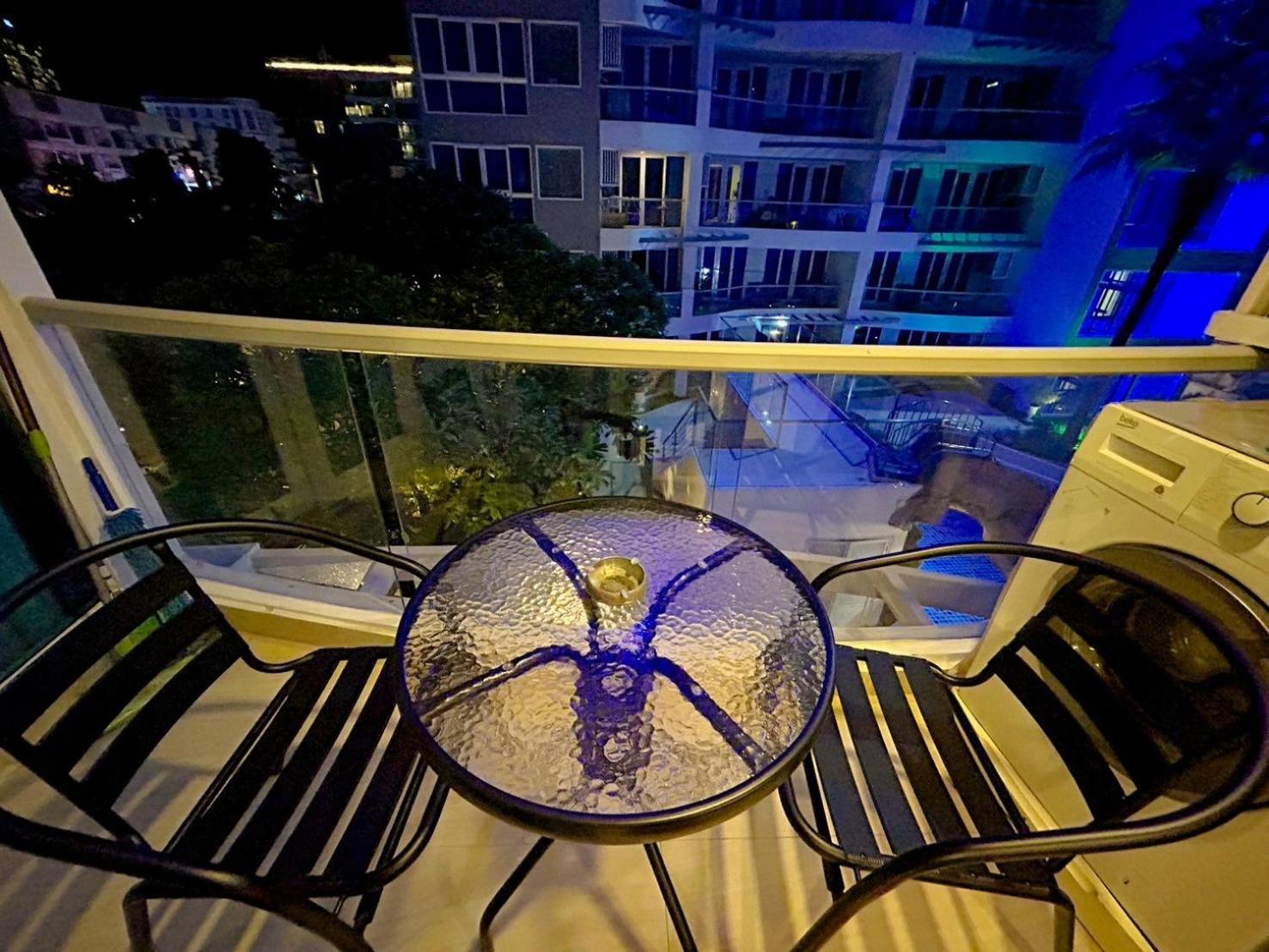 Grand Avenue Residence Condominium Pattaya Exterior foto